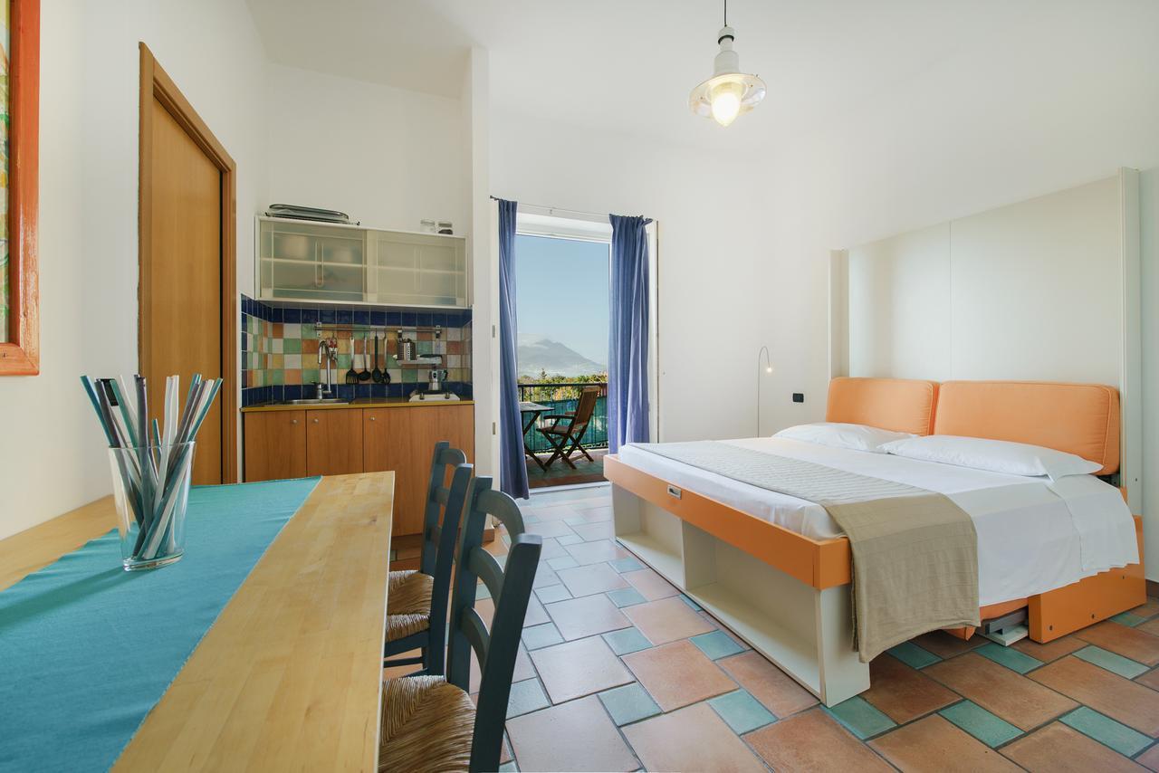 Gioia 37 Apartments Procida Bagian luar foto