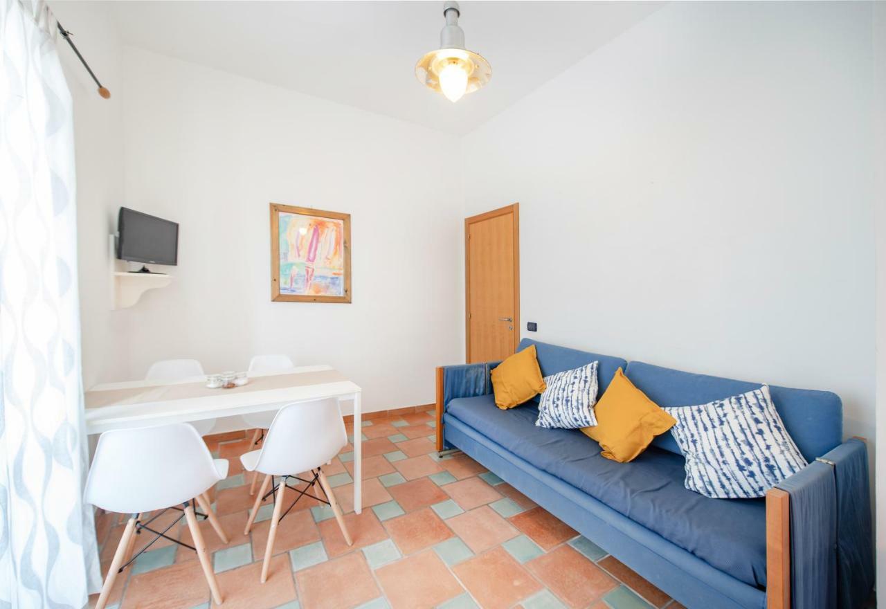 Gioia 37 Apartments Procida Bagian luar foto
