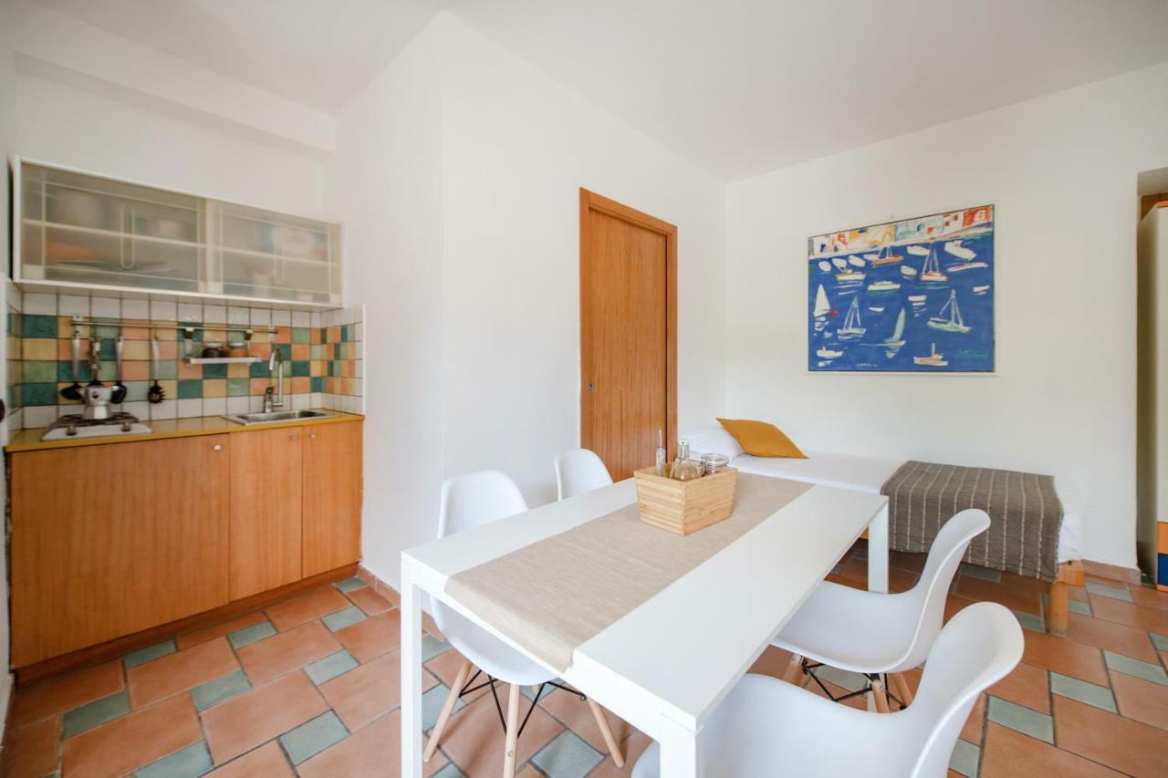 Gioia 37 Apartments Procida Bagian luar foto